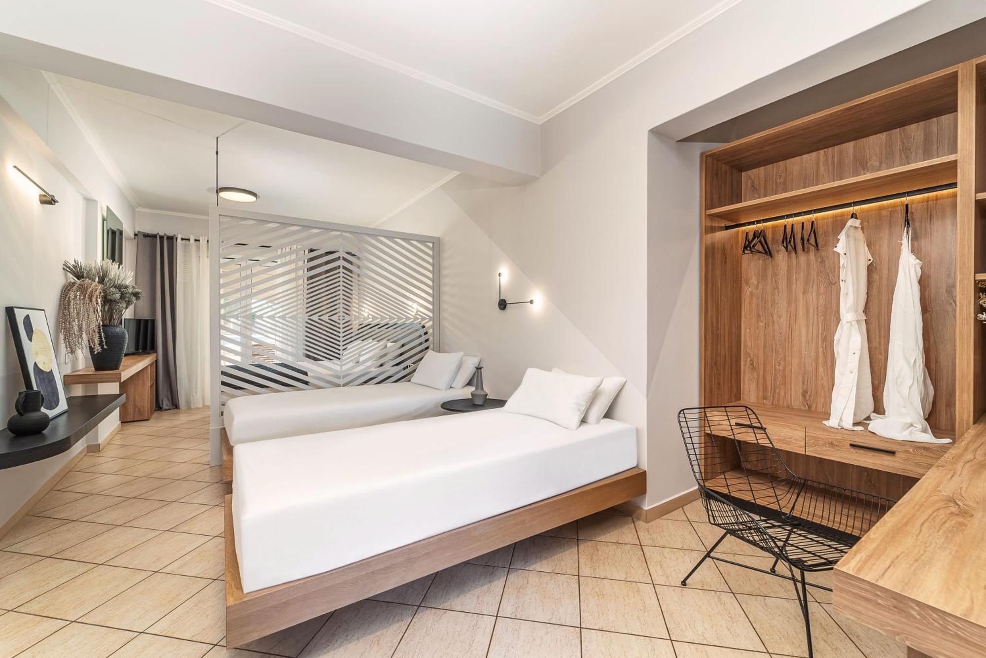اجيوس ايوانيس San Giovanni Beach Resort And Suites الغرفة الصورة